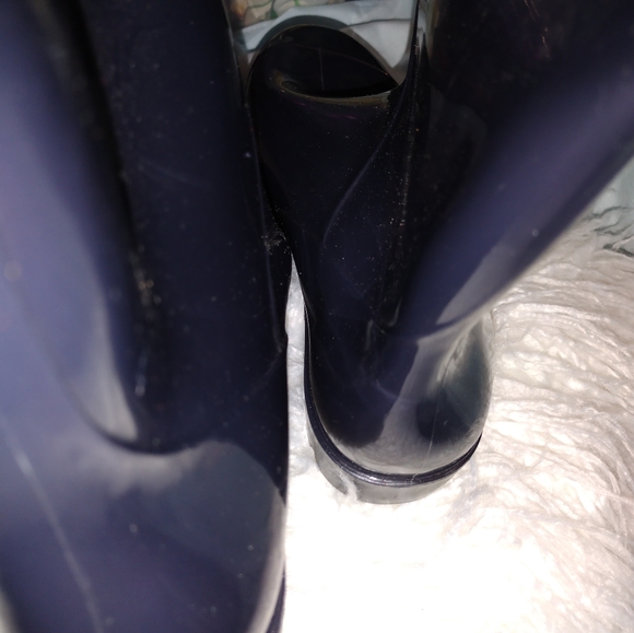 Tommy Hilfiger Winter Boots 🥾 - Picture 4 of 15